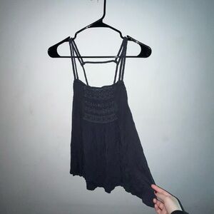 Elegant Black Women's flowy strappy tank Top